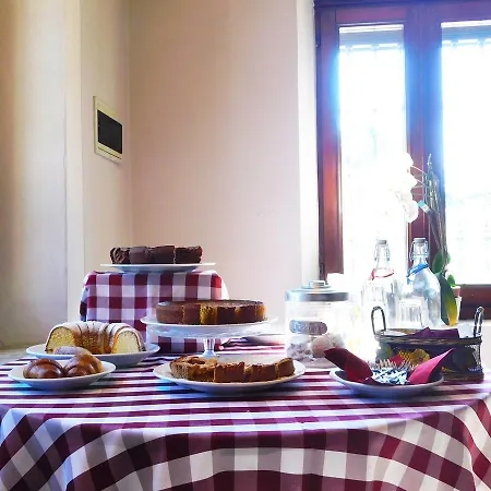 Trattoria Due Citroni 호텔 *